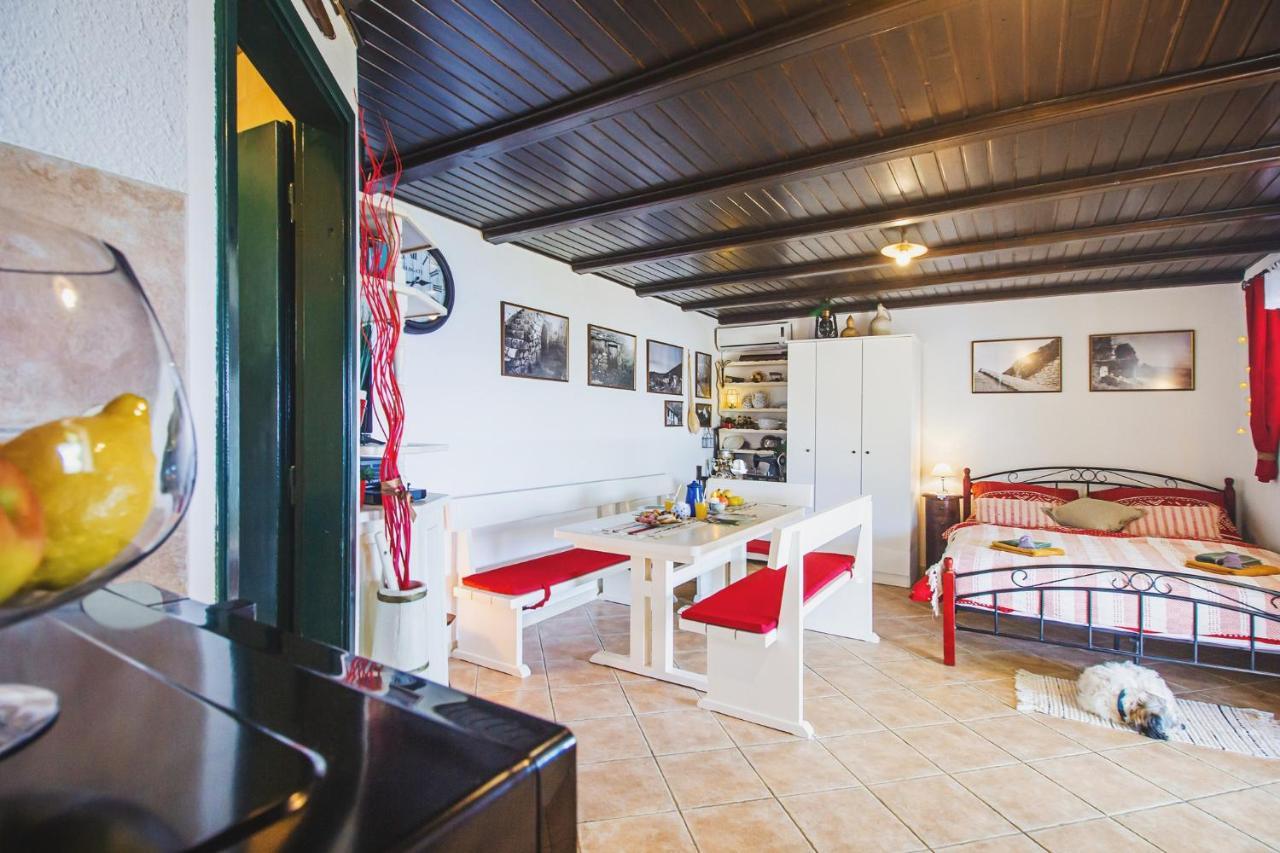 Holiday Home Oaza Baška Voda Buitenkant foto
