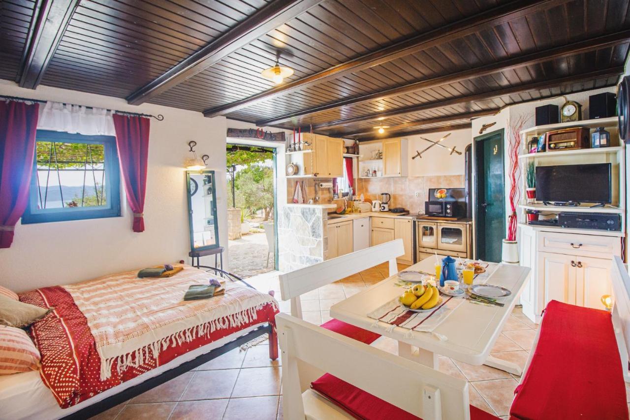 Holiday Home Oaza Baška Voda Buitenkant foto